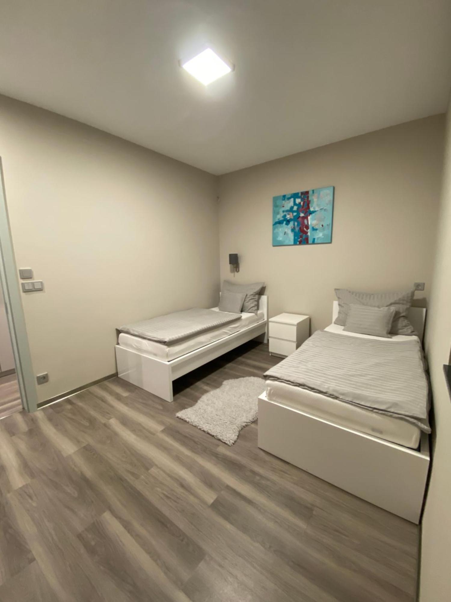 Modern Living In Boedapest Buitenkant foto